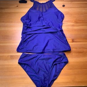 NEW Two piece blue swimwear set - Size M - Swim top & bikini bottom
